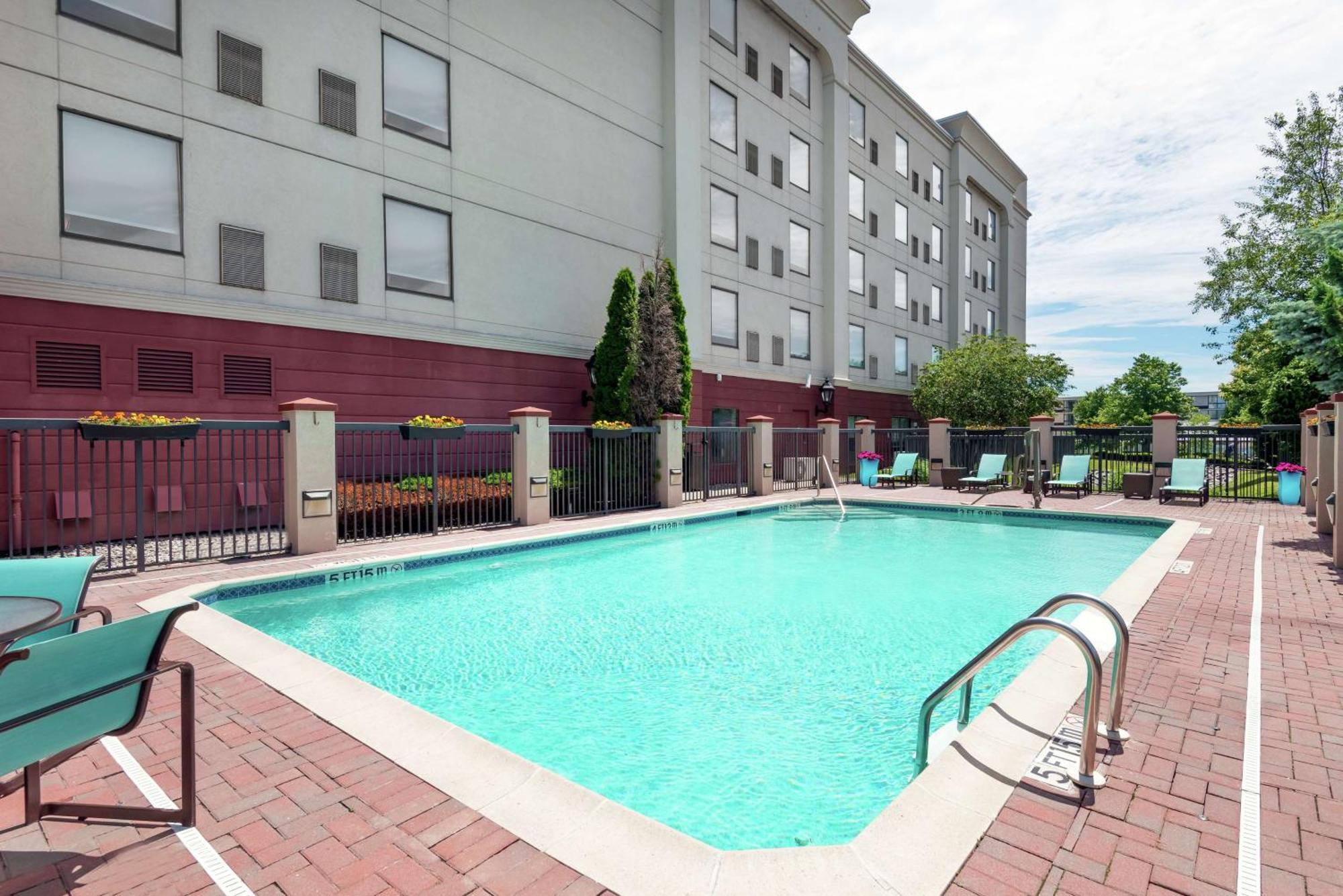 Hampton Inn South Plainfield-Piscataway Dış mekan fotoğraf