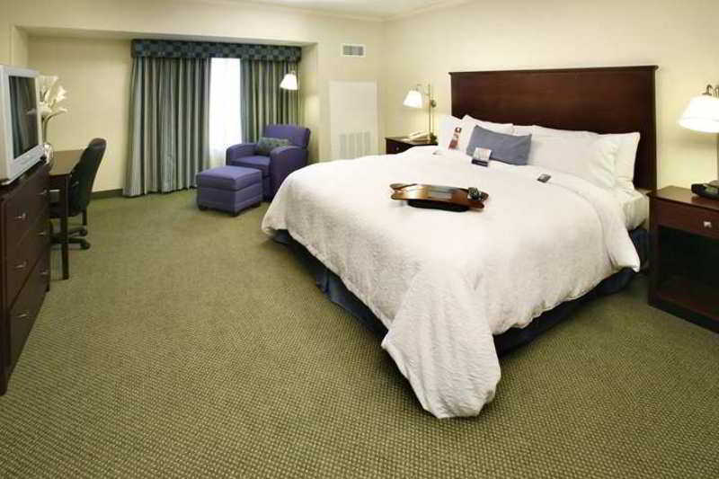 Hampton Inn South Plainfield-Piscataway Oda fotoğraf